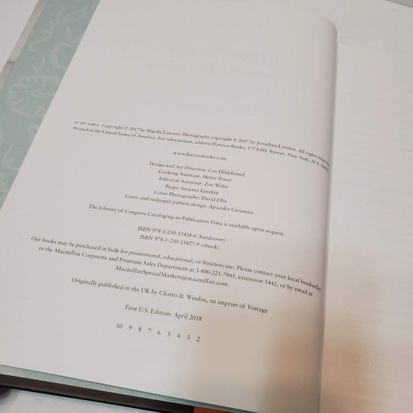 At My Table, Nigella Lawson, Home Cooking, Hardcover Cook Book, 2018, Like New - Picture 3 of 4